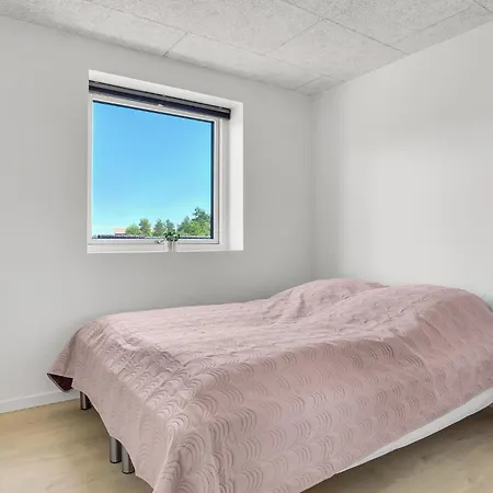 Holiday home Pet Friendly In With Kitchen *